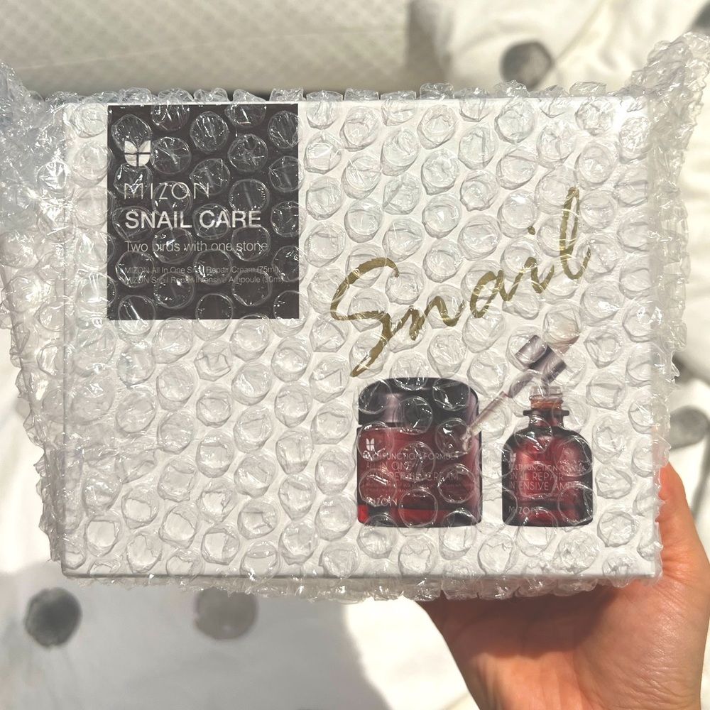NEW 2-piece Korean skin care set